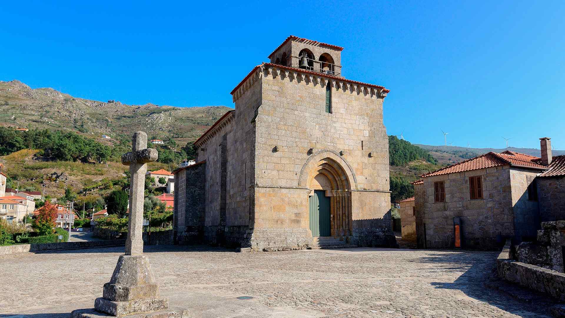 Igreja de São Martinho de Mouros